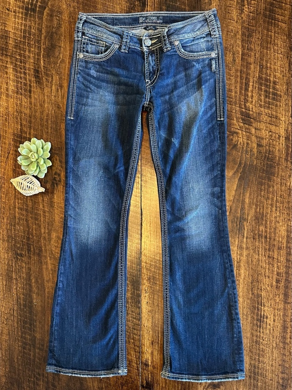 Silver Jeans | Y2K Suki Surplus Mid Rise Bootcut Jeans, Sz. 29